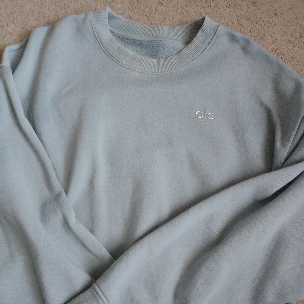 Alo Yoga Accolade Crewneck Pullover Light Green